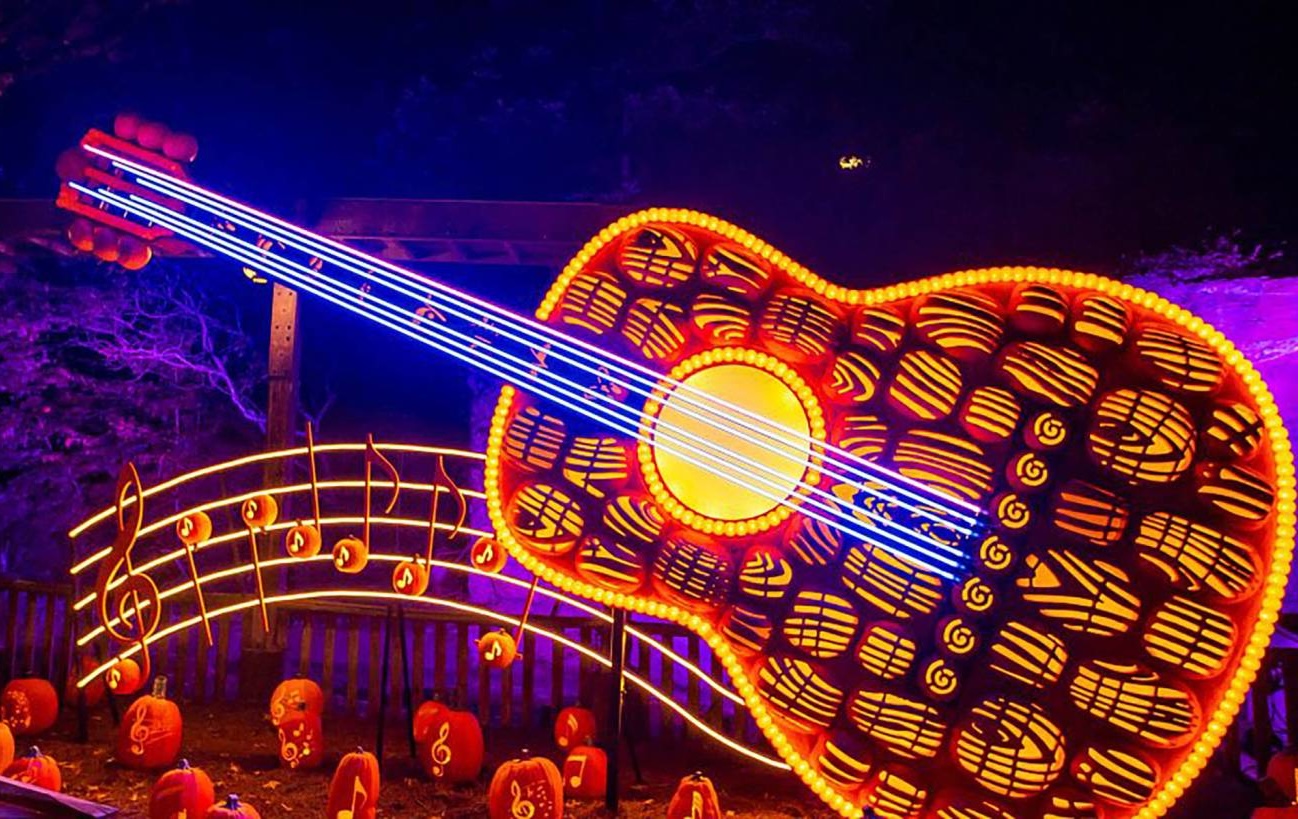 Dollywood Harvest Festival