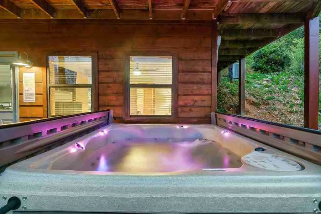 7-seater hot tub