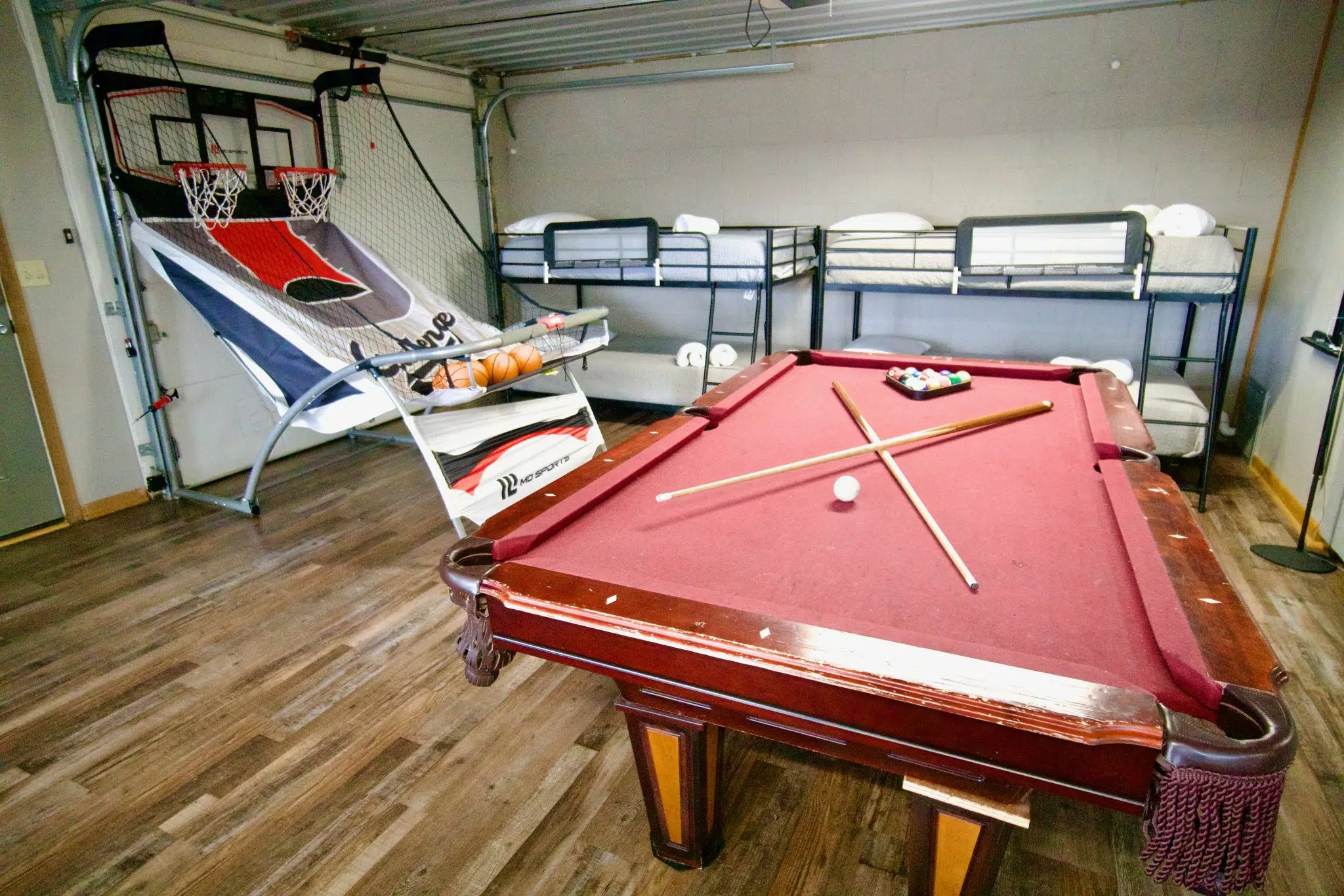 New basketball arcade in our game room